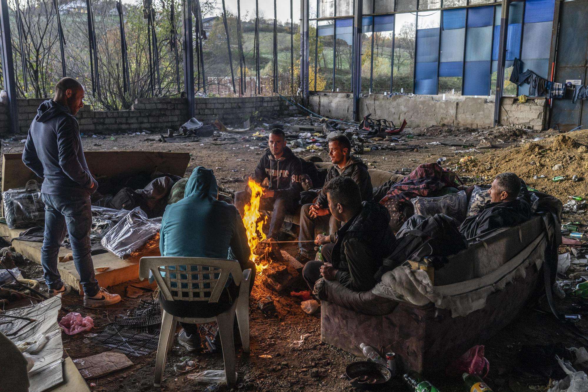 Thousands of migrants trapped ahead of Bosnian winter.