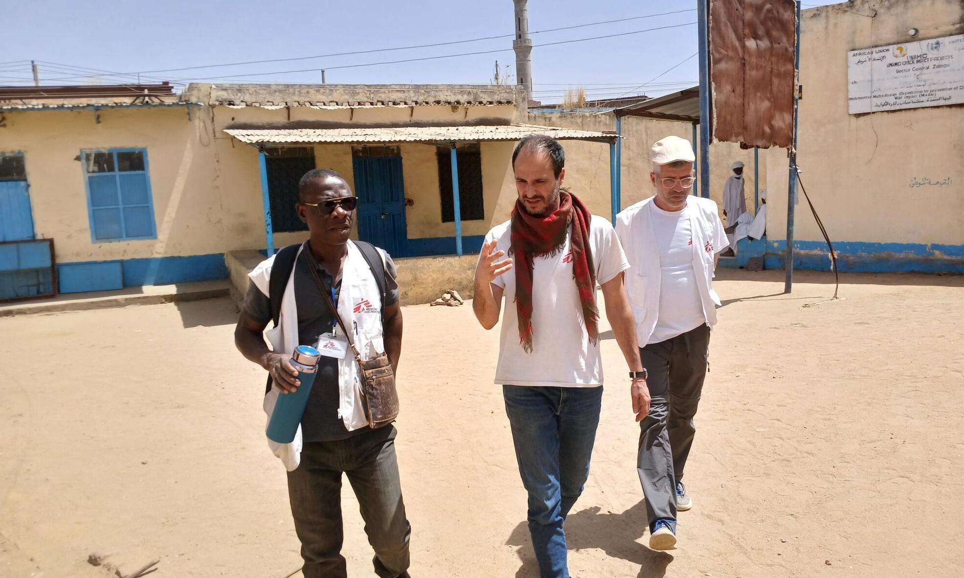 MSF International President Dr. Christos Christou visits teaching hospital in Central Darfur, Sudan