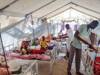 Sudanese refugees on hospital beds in eastern Chad